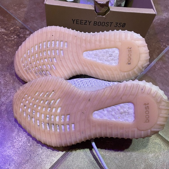 Adidas yeezy boost 350 v2 main image 6